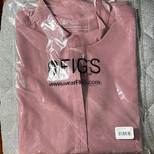 New Figs Rafaela top ( Mauve color )